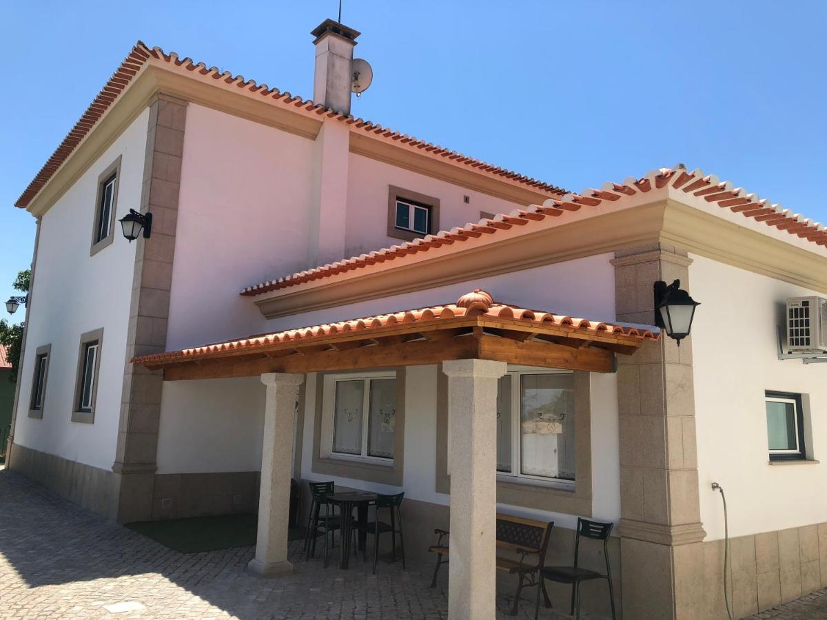 Solar Da Serra-Guesthouse Mangualde Bagian luar foto